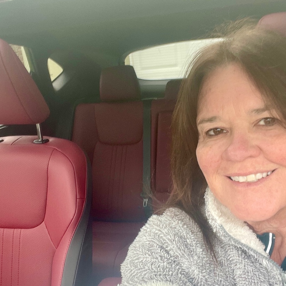 Meet your Posher, Kara